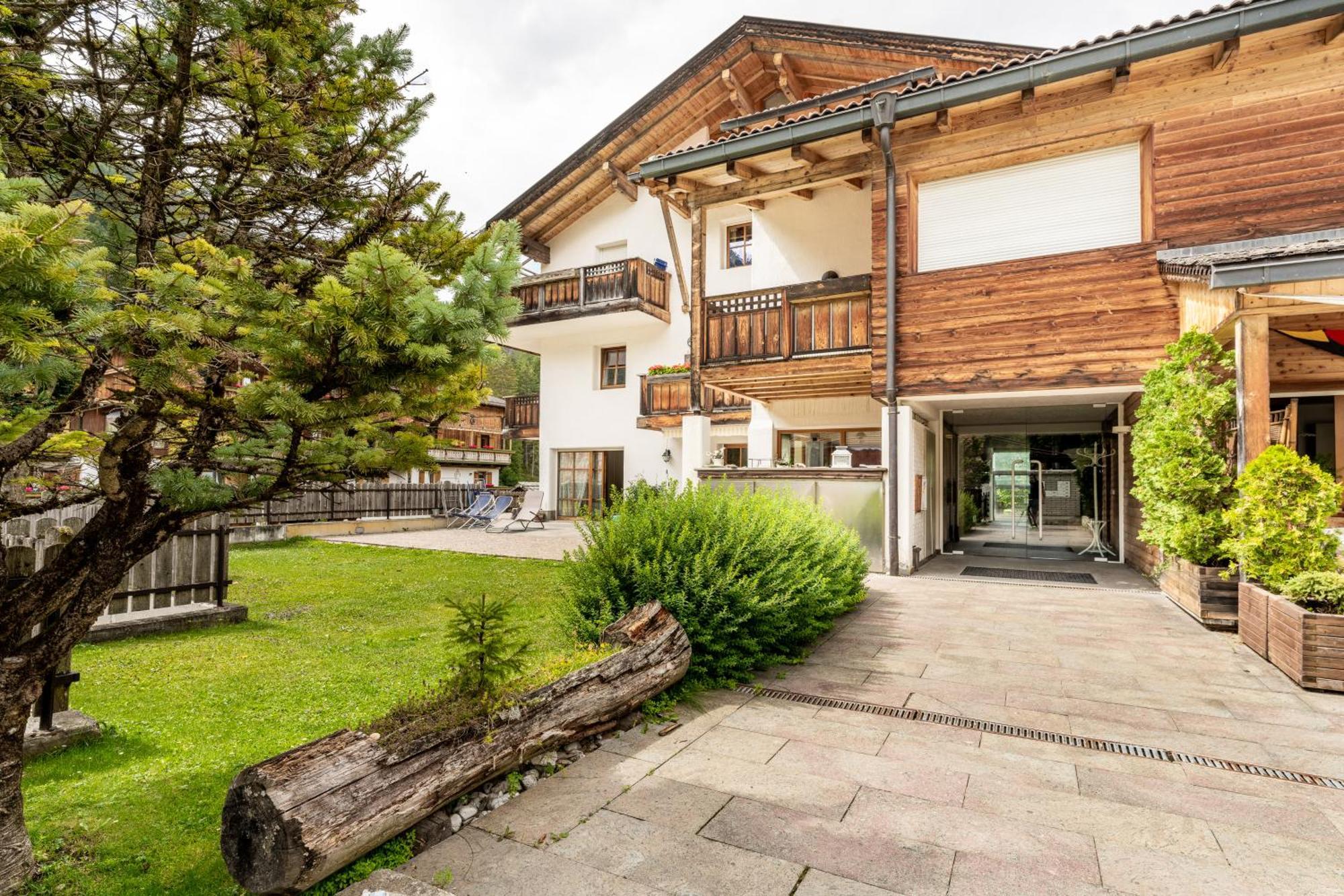 Aurturist Appartement 185 San Vigilio Di Marebbe Esterno foto